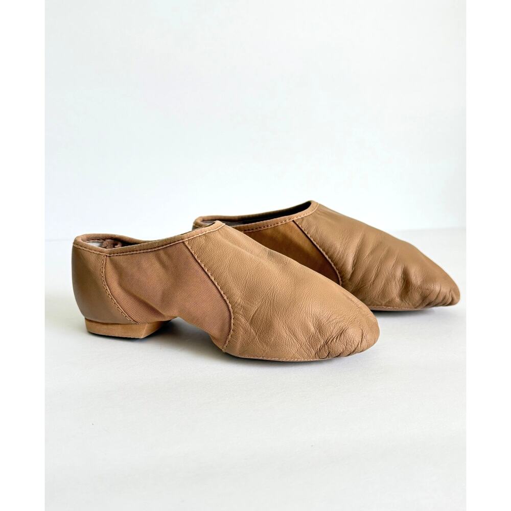 Girls Bloch Slip-On Leather Jazz Split Sole Shoes size 13 Tan/Beige